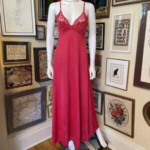 70s Vintage Olga Red Lace Trim Nylon & Spandex Negligee Nightgown Size M